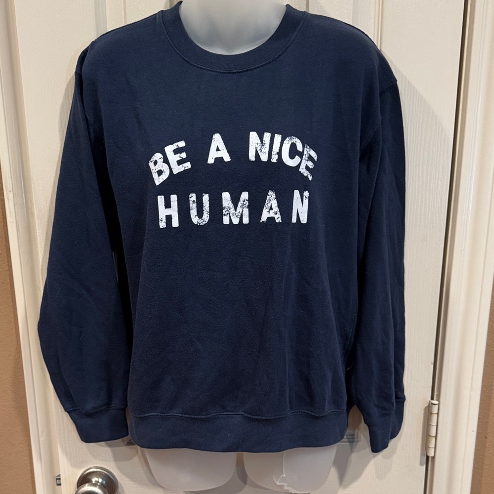Sub_Urban Riot “Be A Nice Human” graphic Sweatshirt. Sz Small